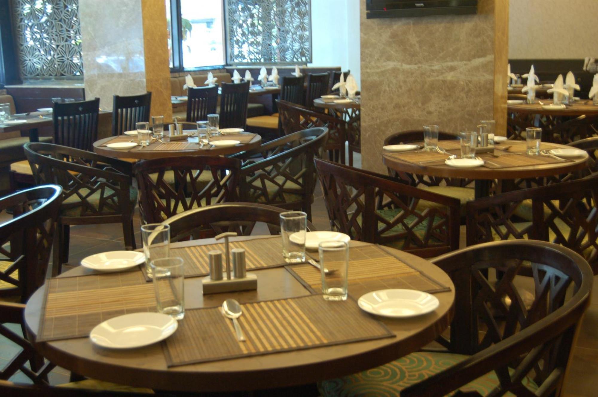 Comfort Inn President Near Ahmedabad Junction Station Εξωτερικό φωτογραφία