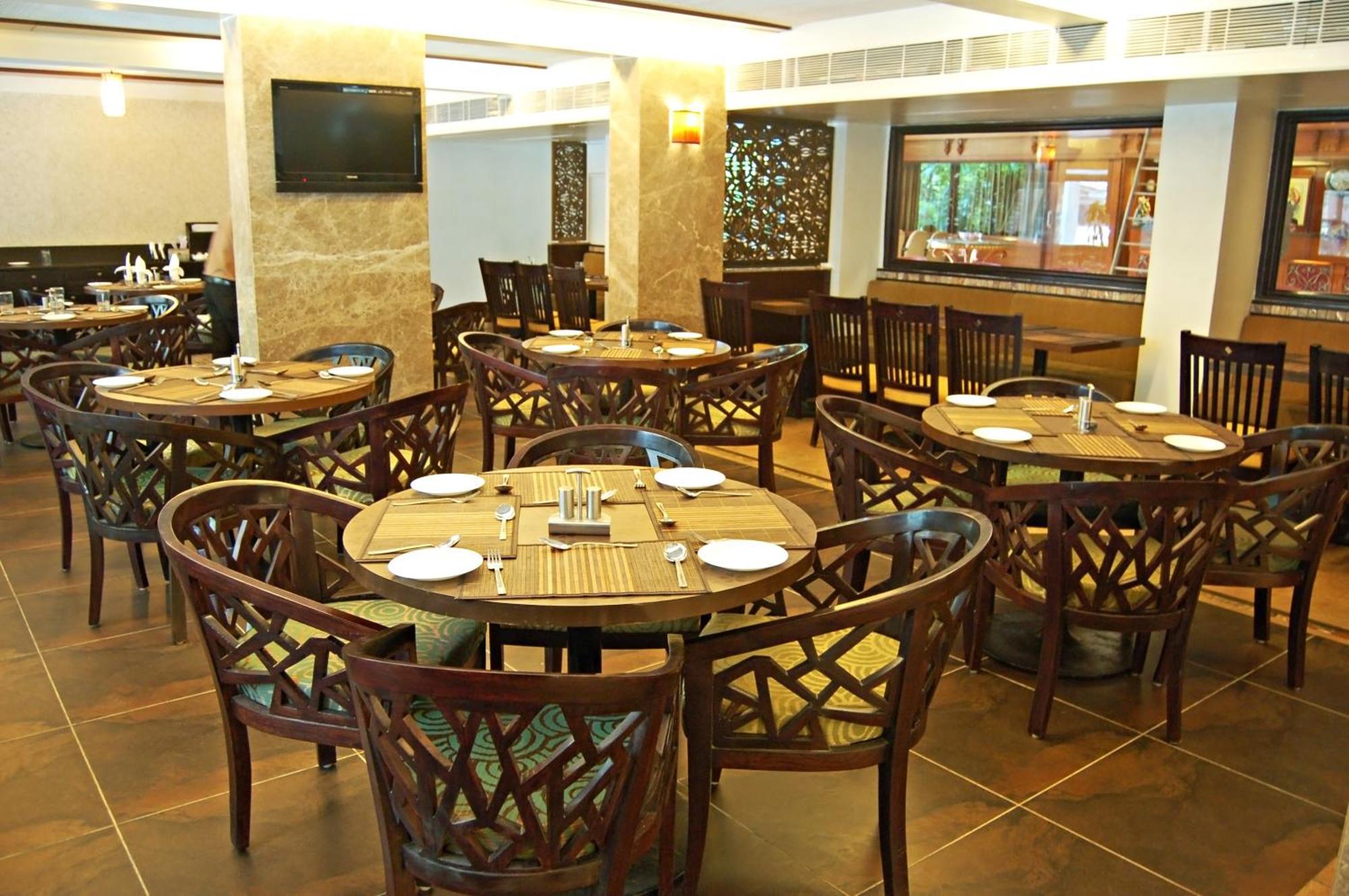 Comfort Inn President Near Ahmedabad Junction Station Εξωτερικό φωτογραφία