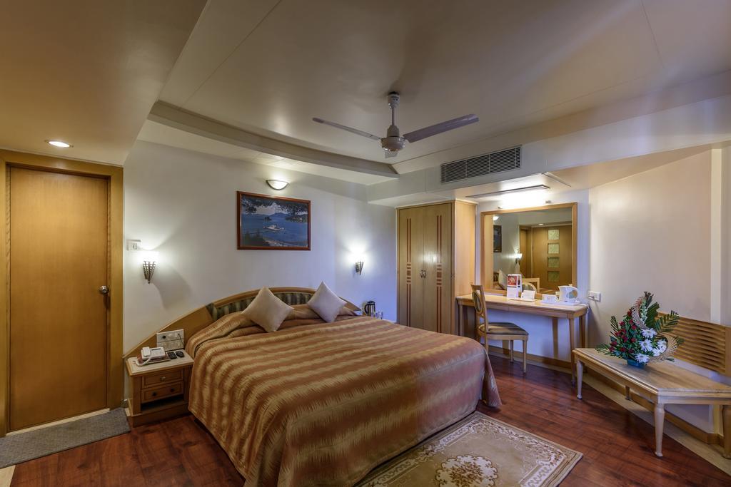Comfort Inn President Near Ahmedabad Junction Station Εξωτερικό φωτογραφία