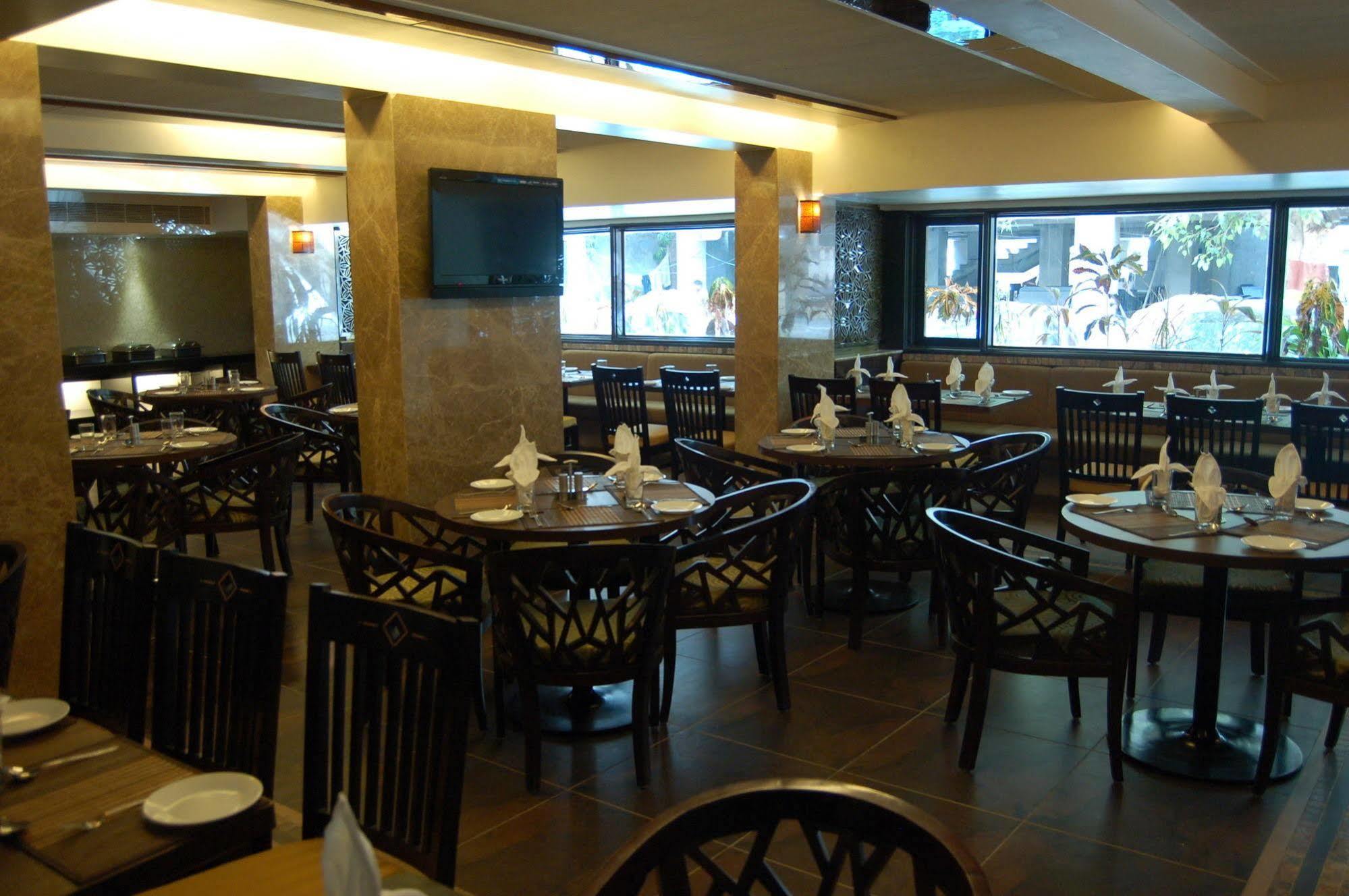 Comfort Inn President Near Ahmedabad Junction Station Εξωτερικό φωτογραφία